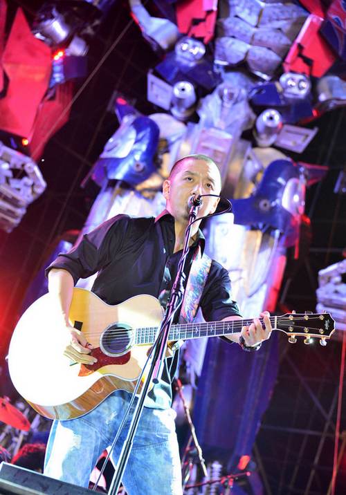 郝云音乐节现场