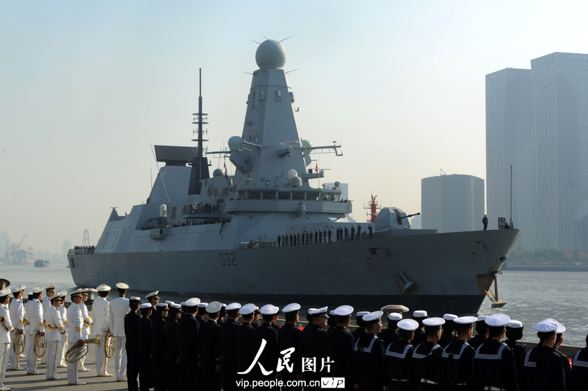 ŷ�����Ƚ�ս�� Ӣ�����¸ҡ��������״ηû�